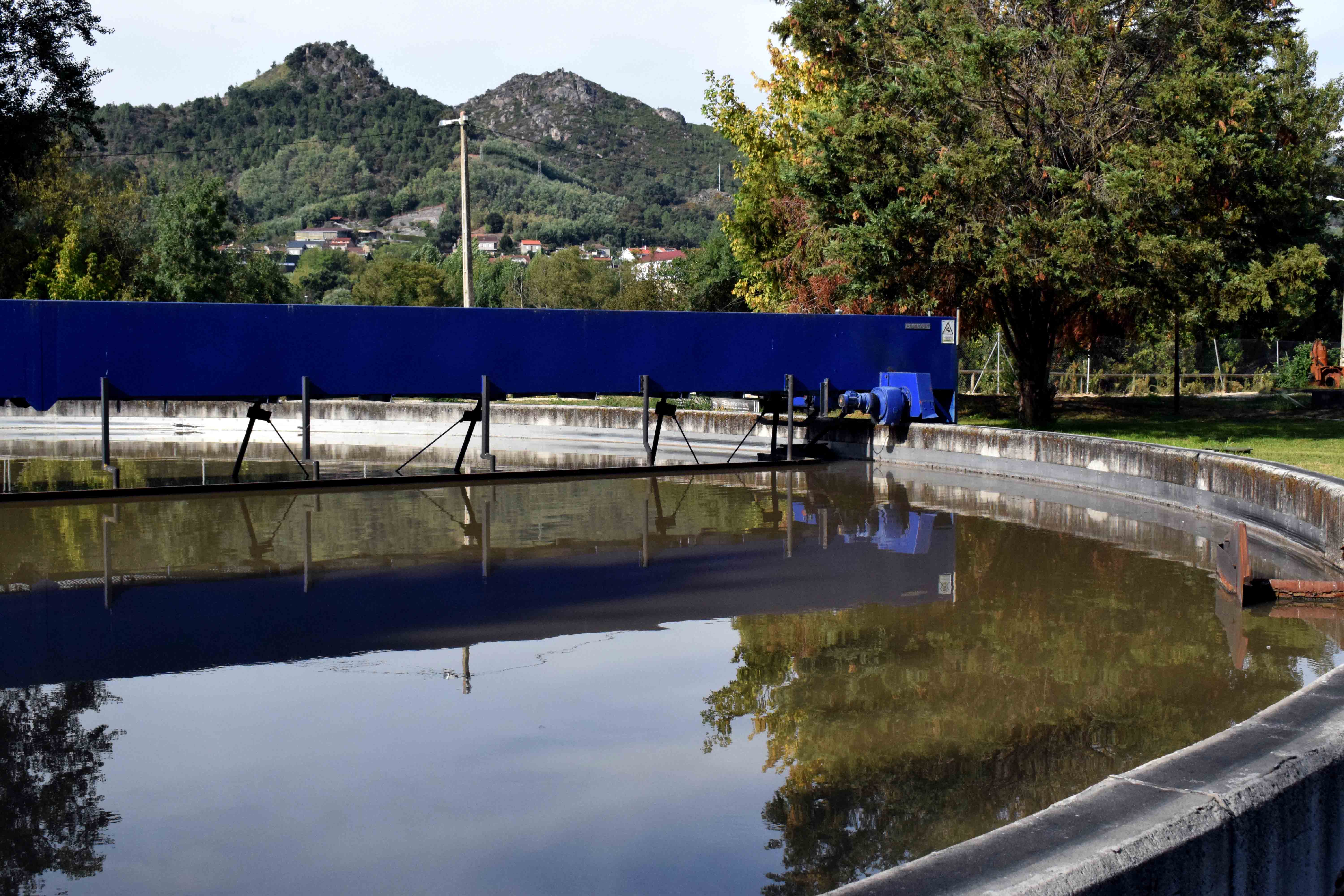 Ir a la noticia Viaqua continúa traballando en solucións estruturais para garantir a subministración en Santiago