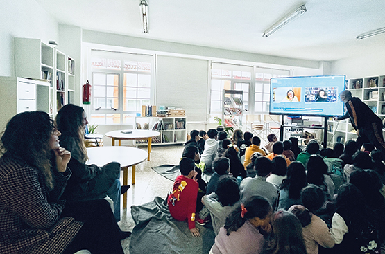 Ir a la noticia Más de 80 estudiantes de Galicia participaron en el webinar de Aquae STEM con la física Gisela Baños